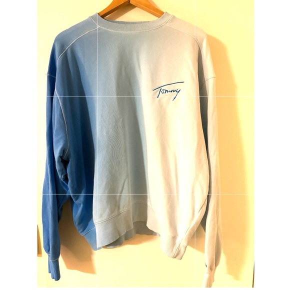 Tommy Hilfiger Other - Tommy Hilfiger Blue and White Ombre Crewneck